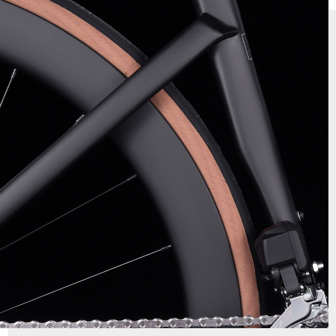 Aerodynamic frame