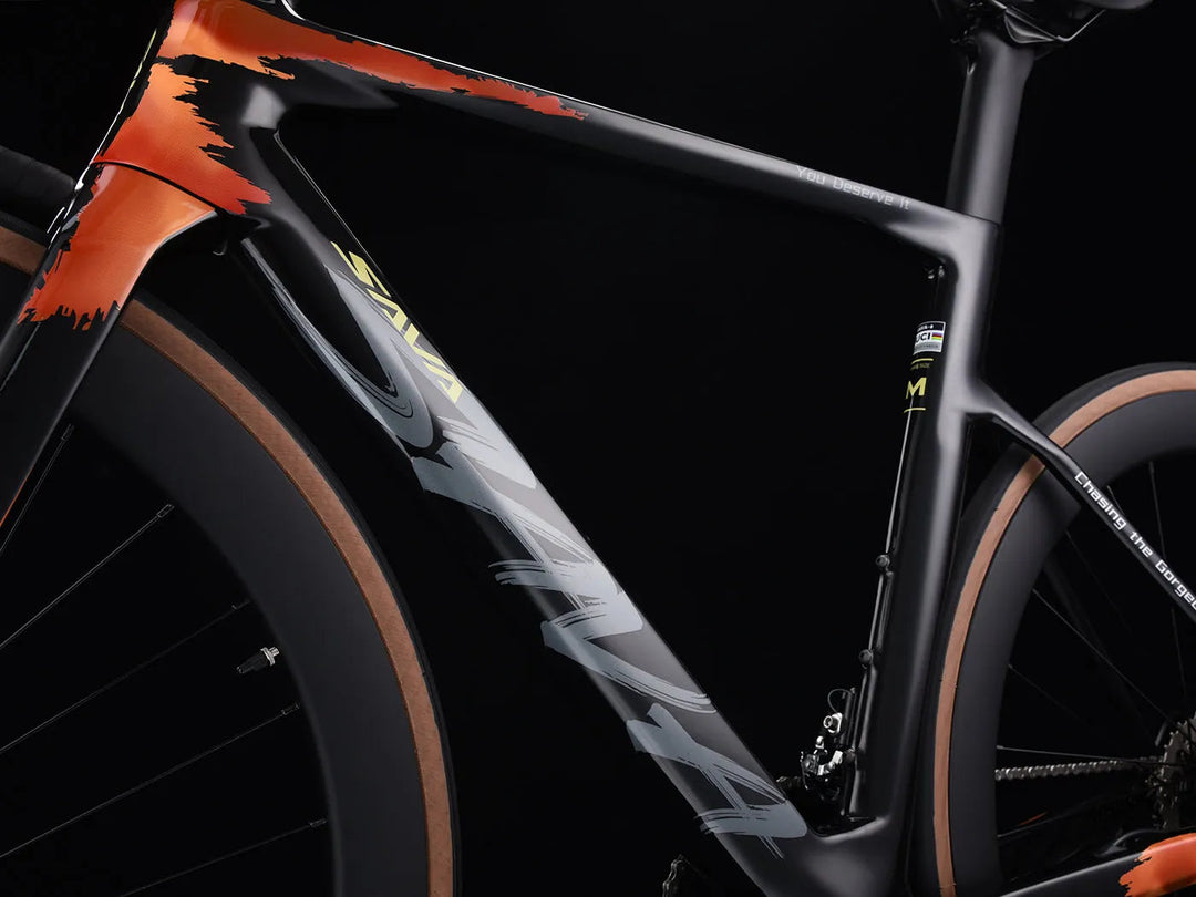 Bicicleta de corrida totalmente em carbono AK105 24S