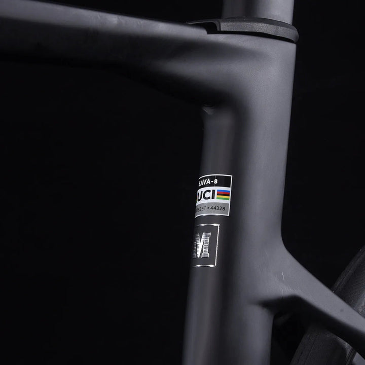 uci-AuroraR7