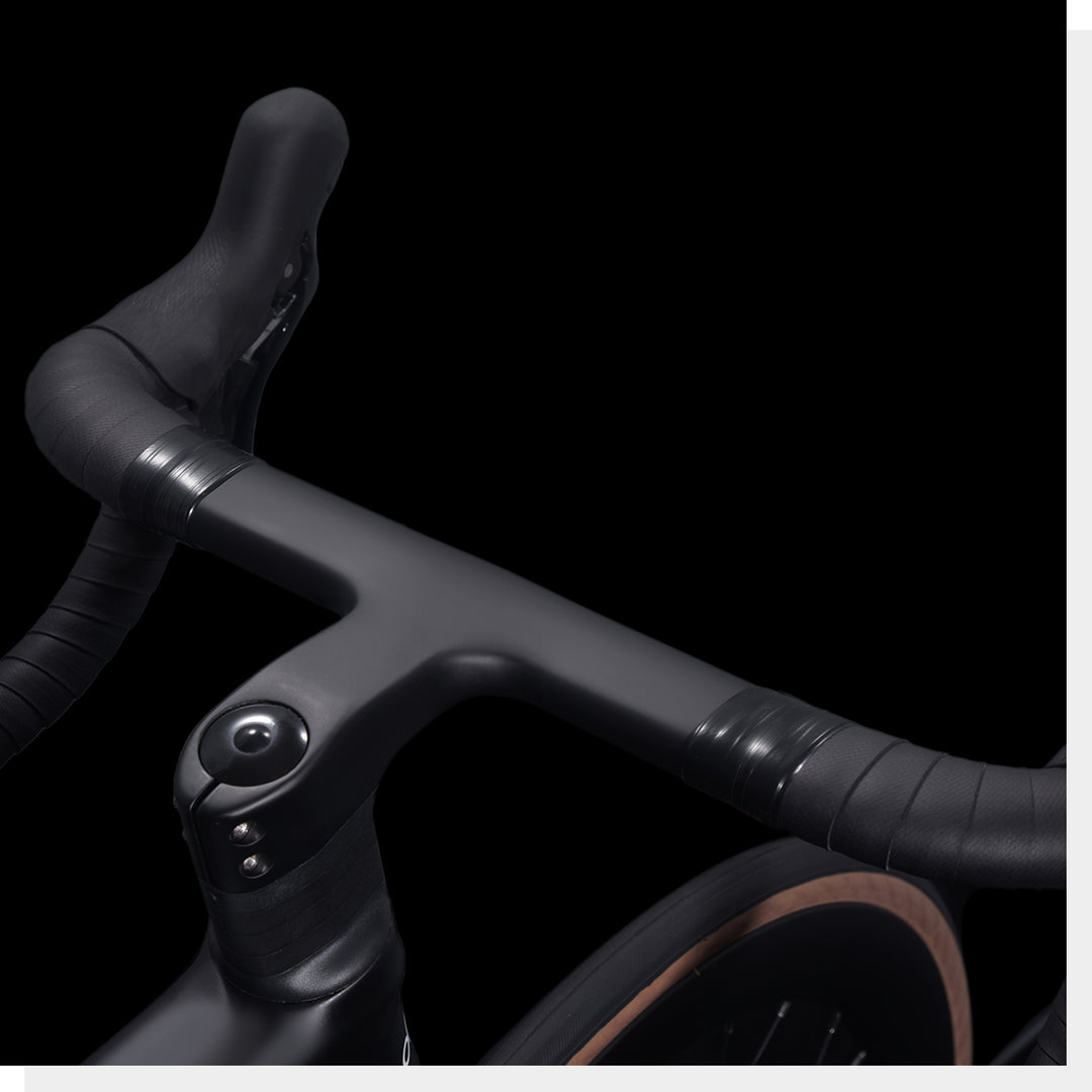 Carbon fiber integrated handlebar