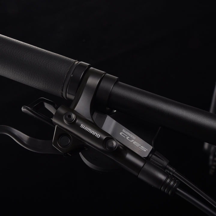 SAVA アルミ ロードバイク SHIMANO Altus M2000 27 スピード搭載