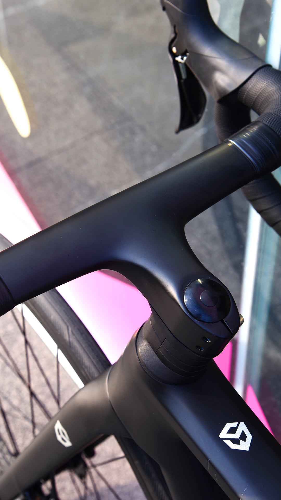 SR3.0 integrated handlebar