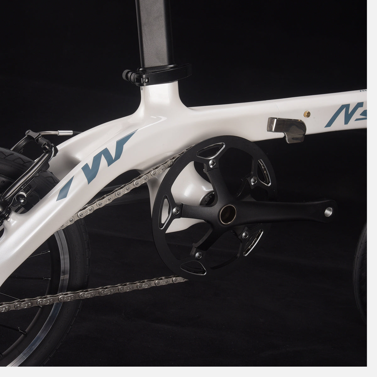 carbon_fiber_frame-sava_z0.jpg