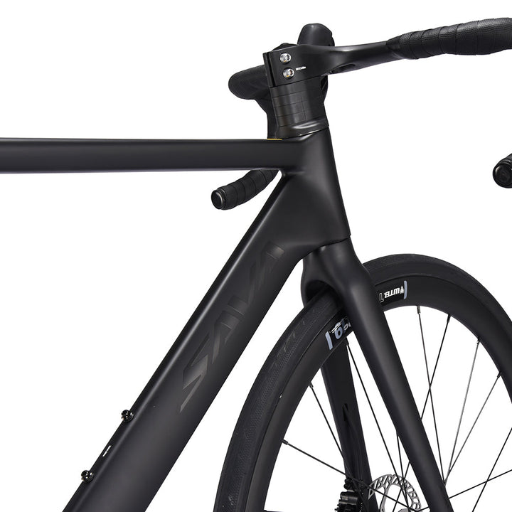 Aero aluminum frame detail