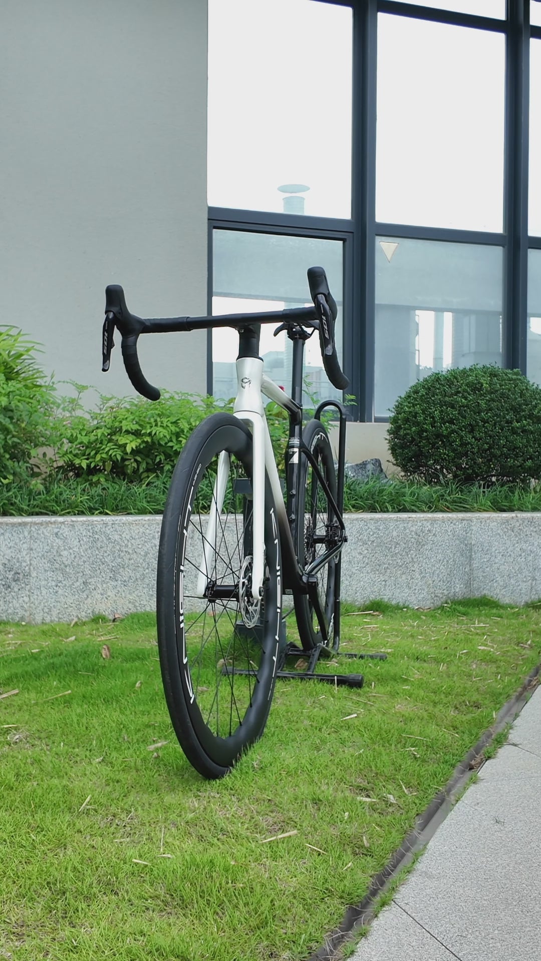 SAVA FALCON SLR7 W45-105 Di2 Full Carbon Road Bike 24SP