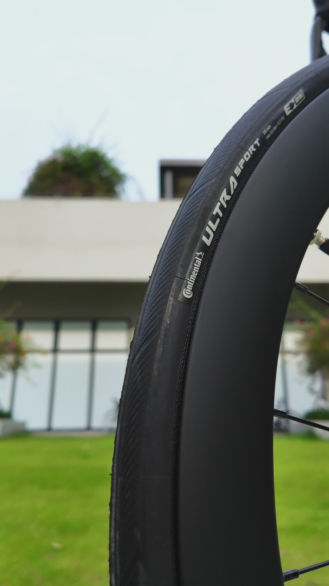 Bicicleta de carretera Aurora R7 105 Di2 de carbono 24S
