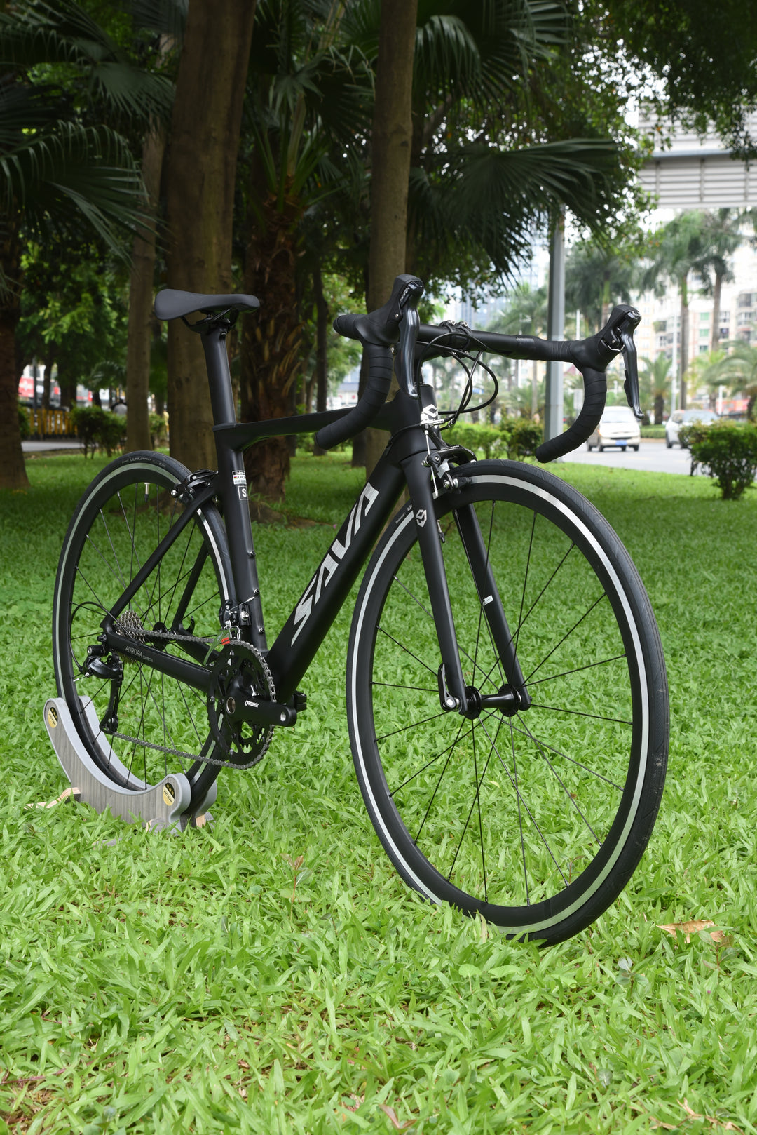 Bicicleta de carretera de fibra de carbono SAVA Warwind3.0 Shimano Sora R3000 18 velocidades